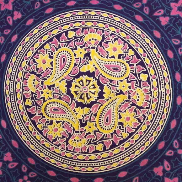 Meet your Posher, Deborah - Picture 2 of 2